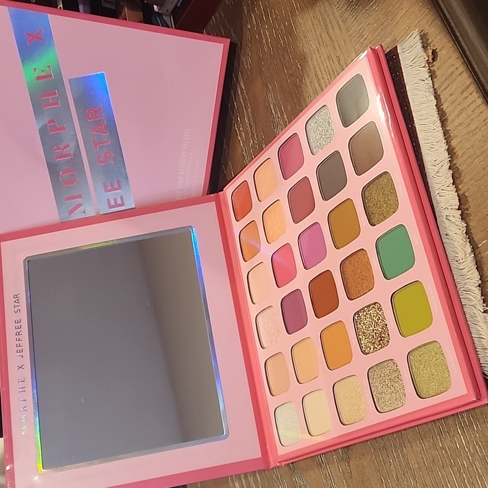 Morphe X Eyeshadow Artistry Palette by Jeffree Star